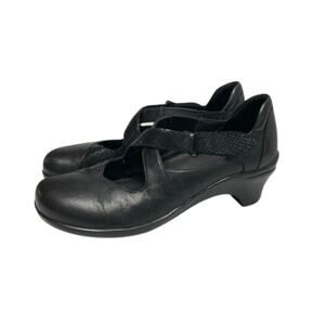 ARAVON Mona Slip On Black Pump | 10AA